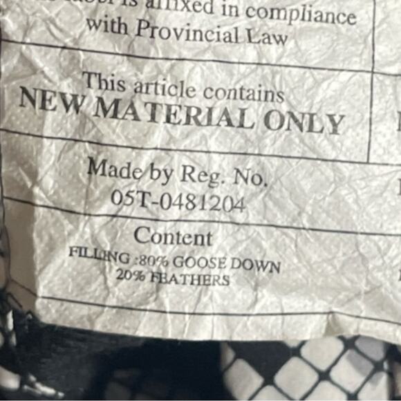 Lululemon The Fluffiest Vest Size 4 Goose Down Black Ziggy Snake Reversible - Picture 15 of 15